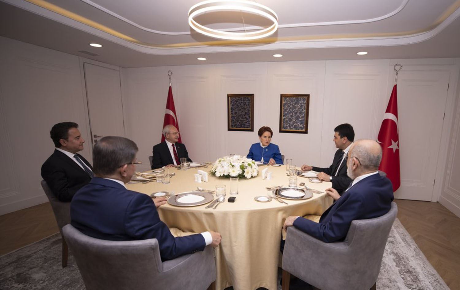 پێنج لایەنەکەی هاوپەیمانیی میلـلەت لە ئەنقەرە کۆدەبنەوە