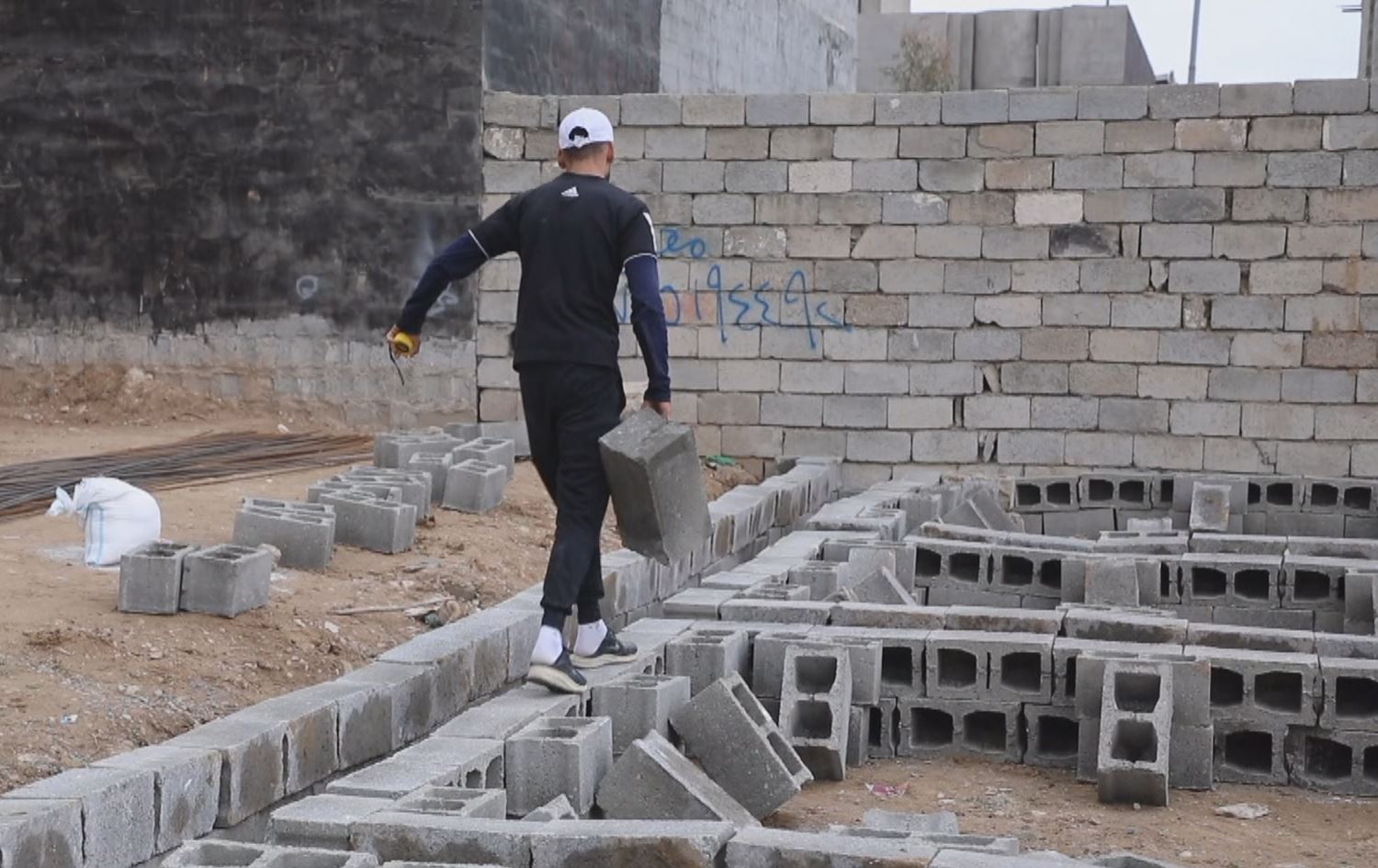 عەرەب و تورکمان لە زەوییە کشتووکاڵییەکانی کەرکووک خانووی زێدەڕۆ دروستدەکەن؛ "ئەمە تەعریبێکی هێمنانەیە"