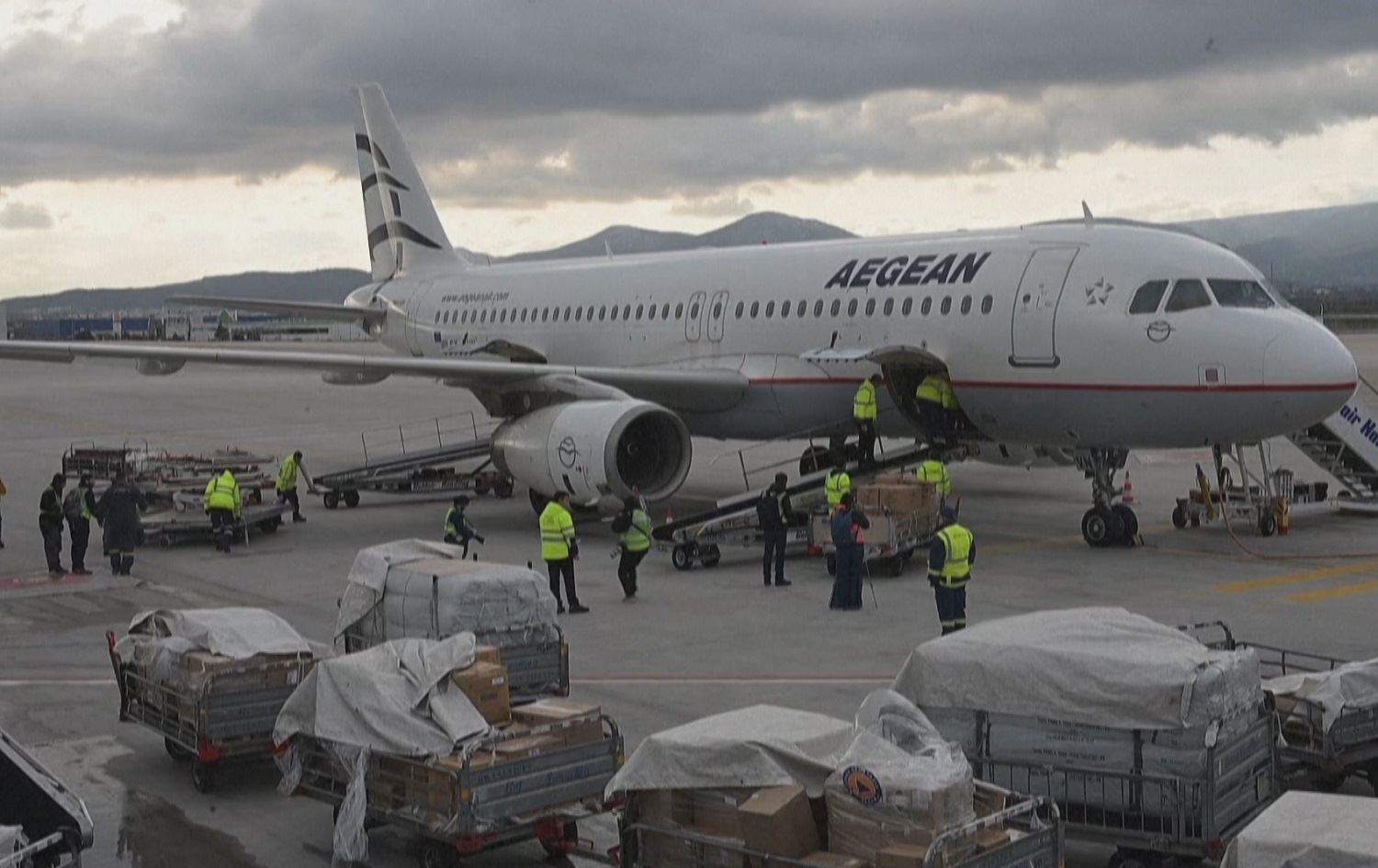 Erdhejê deriyên mirovî li pêş hikûmeta Sûriyê vekirin