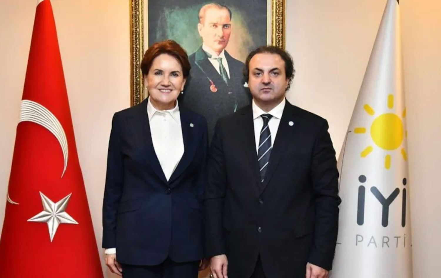 Akşener'in danışmanı Baver Miroğlu: Masa fabrika ayarlarına geri dönmeli