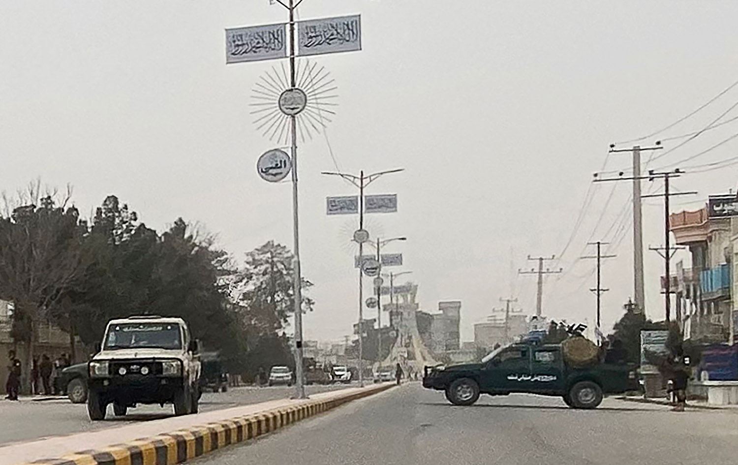 والیی ویلایەتی بەڵخی ئەفغانستان لە تەقینەوەیەکدا کوژرا