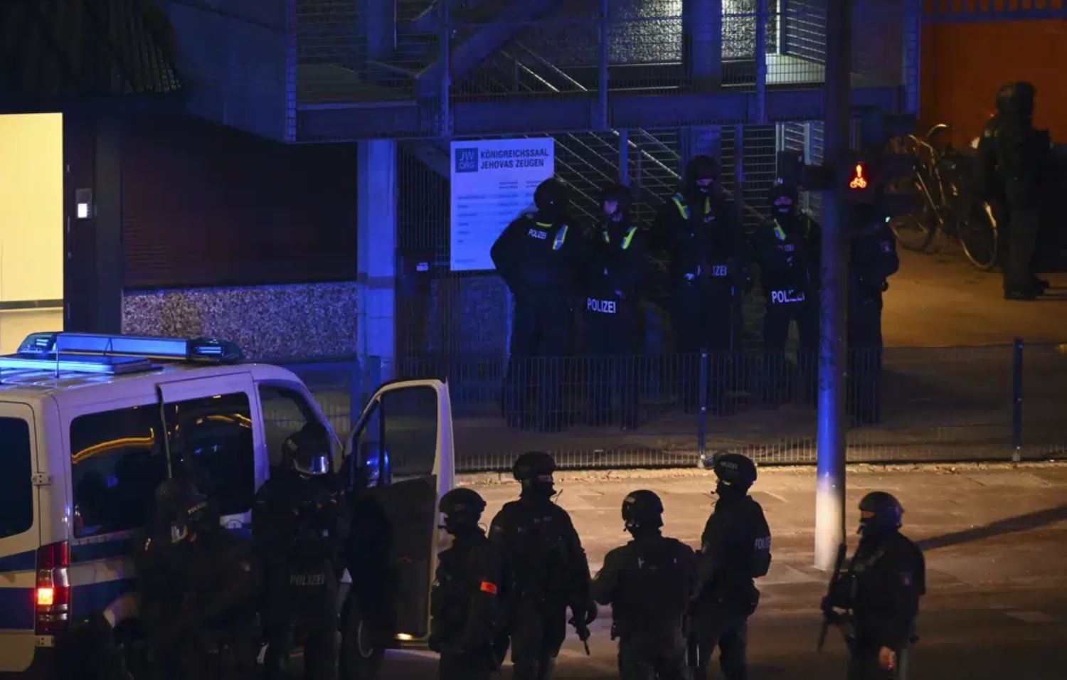 لە رووداوێکی تەقەکردندا لە هامبۆرگ چەندین کەس گیانیان لەدەستدا