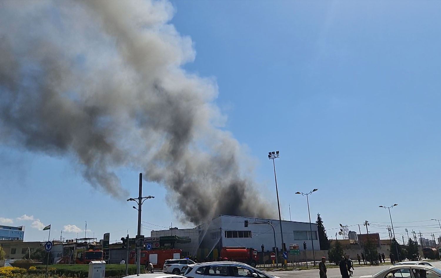 لە هەولێر ئاگر لە نووسینگەی پێشووی کوردستان تیڤی دەکەوێتەوە