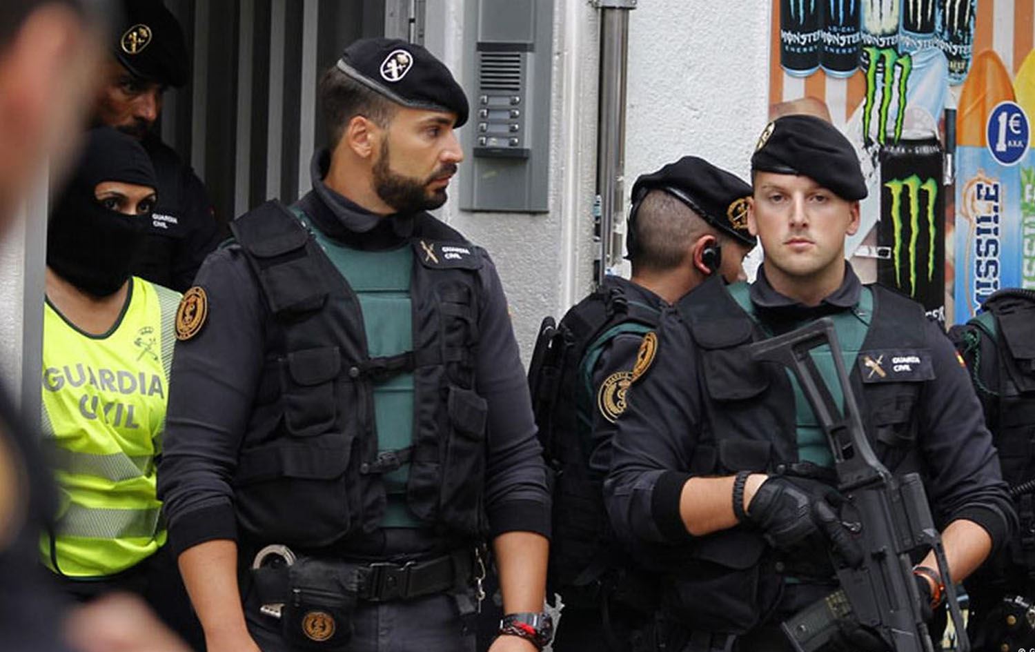 لە ئیسپانیا چەند گەنجێک بە کۆمەڵ دەستدرێژیی سێکسی دەکەنە سەر کچێکی 11 ساڵ