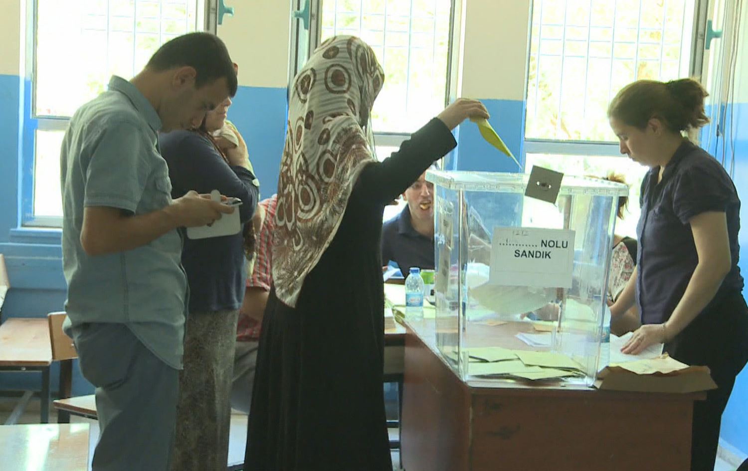 پارتەکانی تورکیا چاویان لە دەنگی کوردە بۆ هەڵبژاردنی سەرۆکایەتی