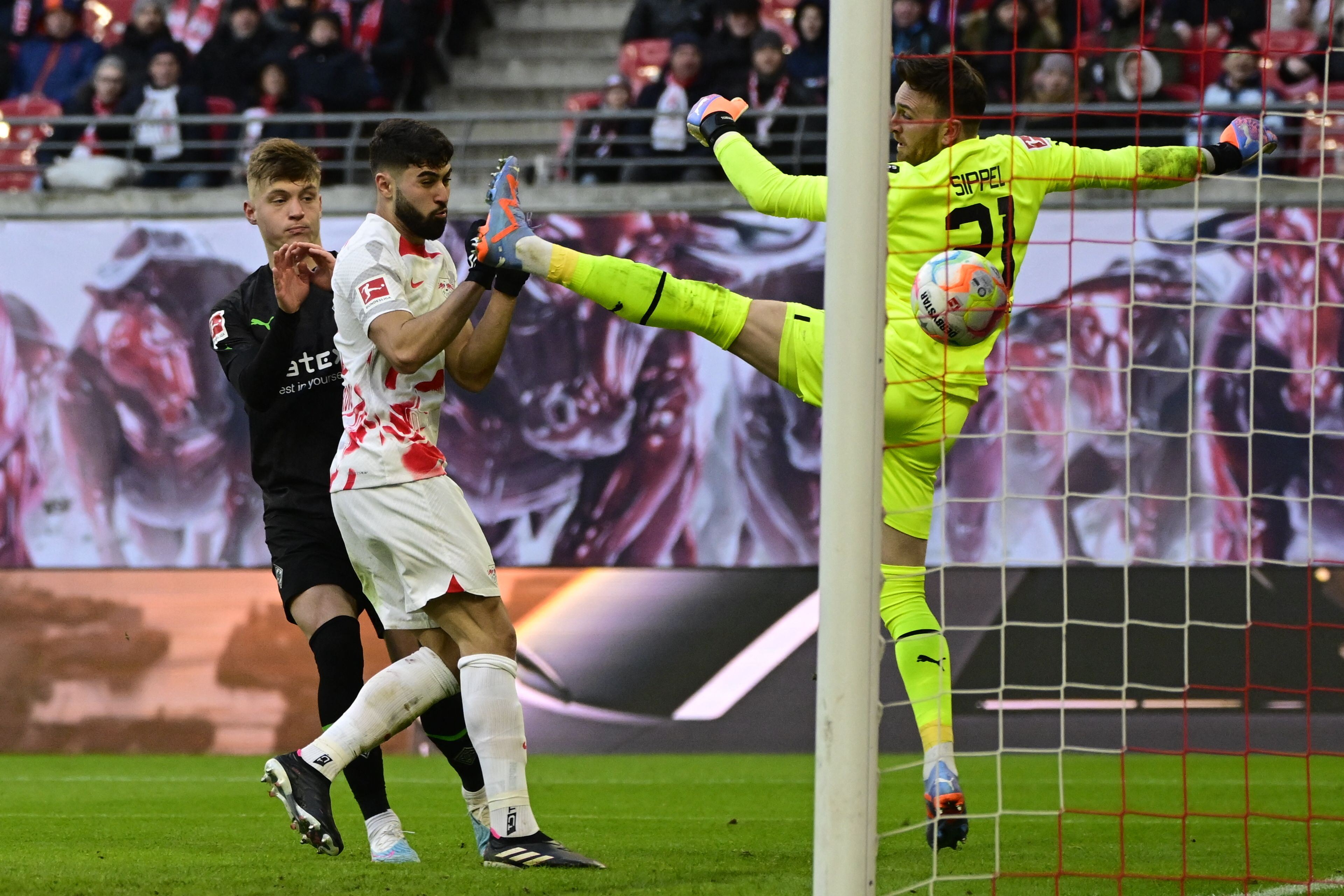 ڤیدیۆ؛ لایپزیگ بە 3 گۆڵ 3 خاڵی بەدەستهێنا