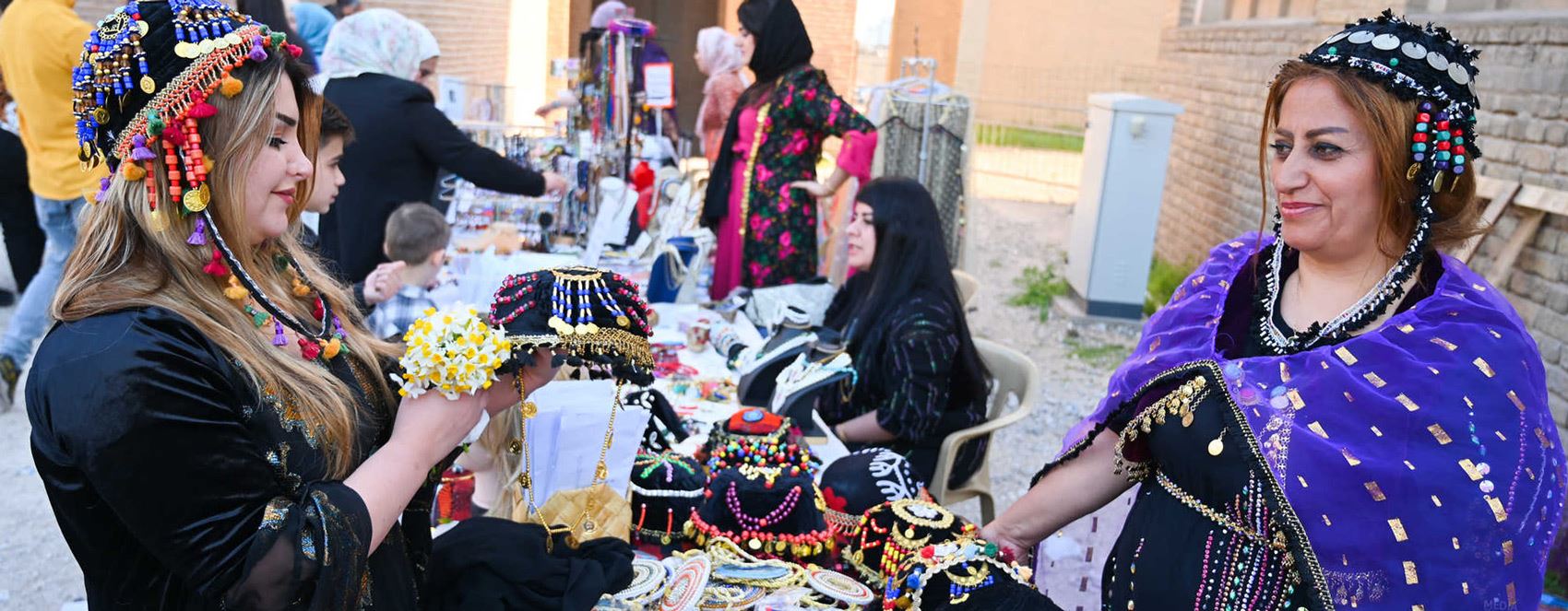 کاری دەستی و خۆراکی کوردەواری لە فیستیڤاڵی ئازادی و نەورۆز