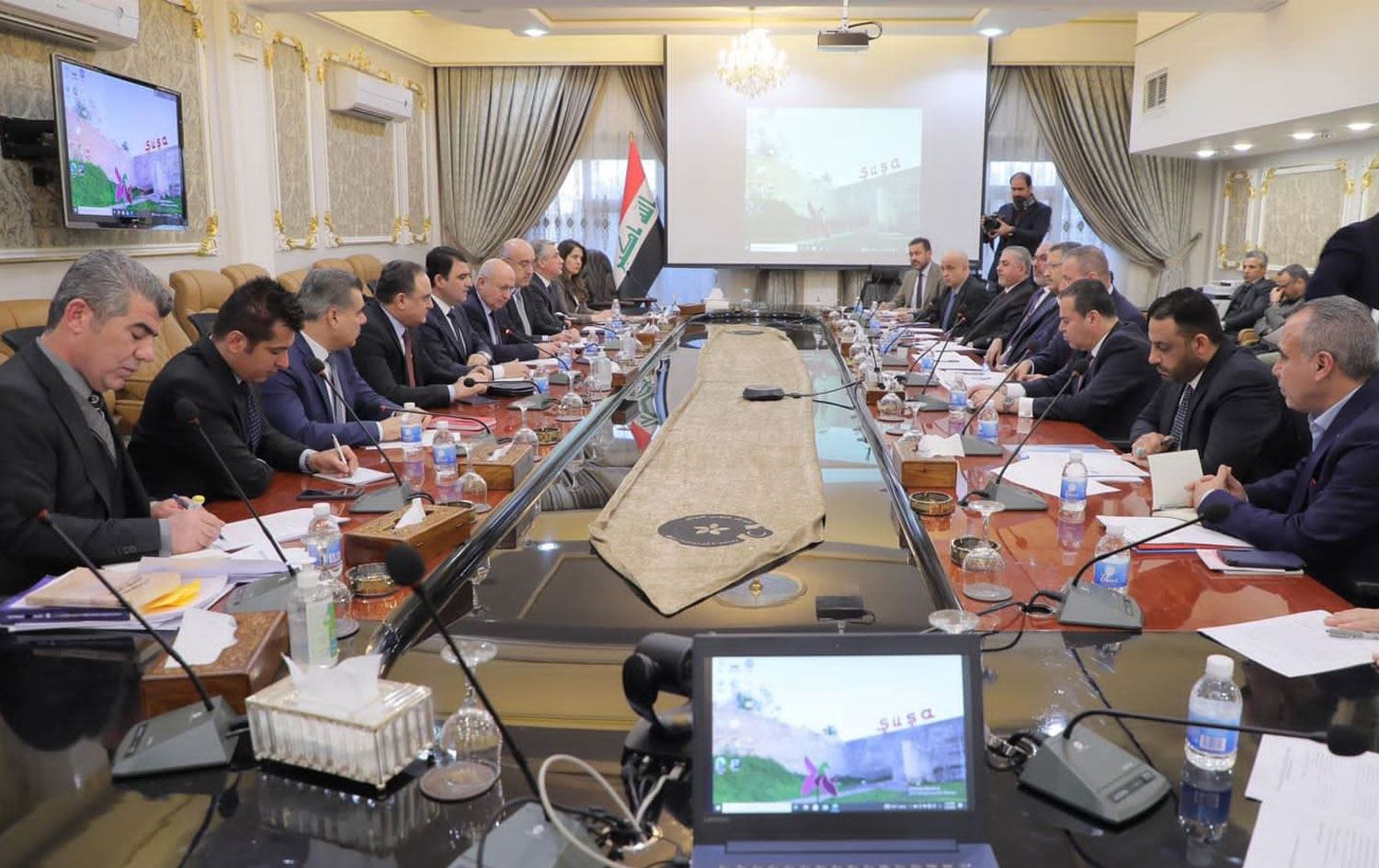 Erbil heyeti petrol ve doğalgaz yasasını görüşmek üzere Bağdat'ı gidecek