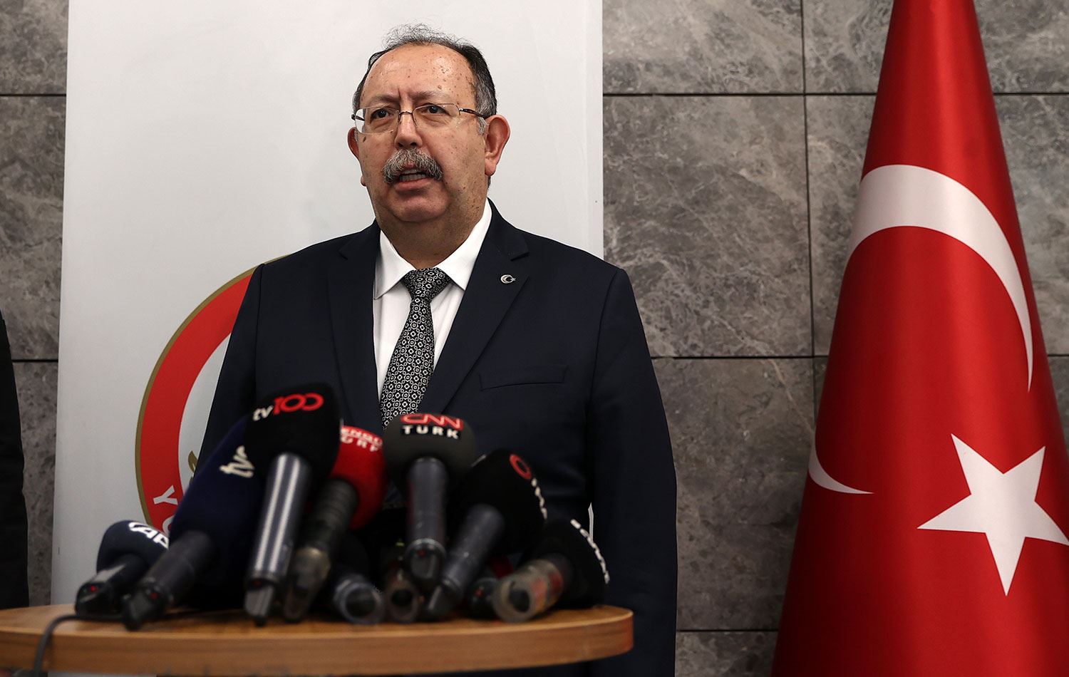 YSK açıkladı: İmza toplayan cumhurbaşkanı adayı 555 bin TL ödeyecek