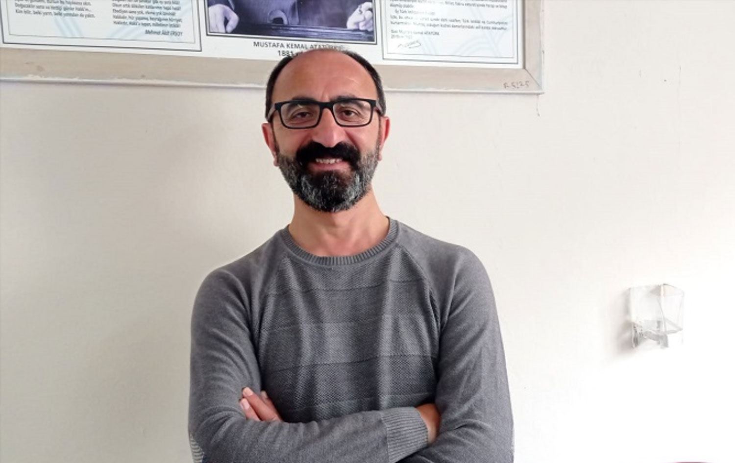 Lêpirsîneke nû li ser mamosteyê ku dersa bijarte ya Kurdî teşwîq dike hat destpêkirin