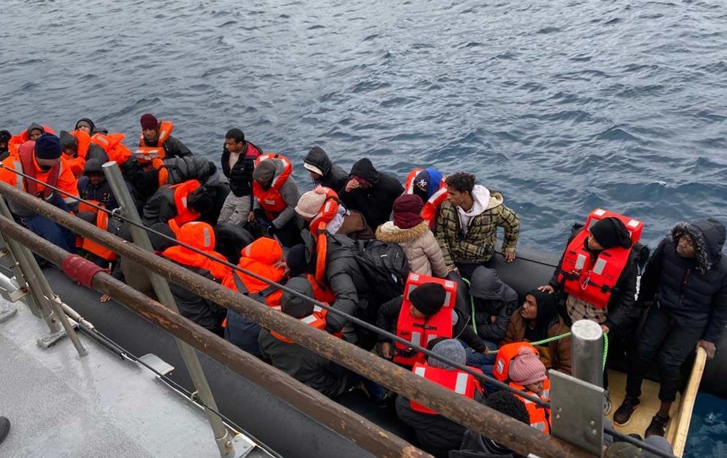 Tirkiyê li Deryaya Egeyê 40 koçber desteser kirin