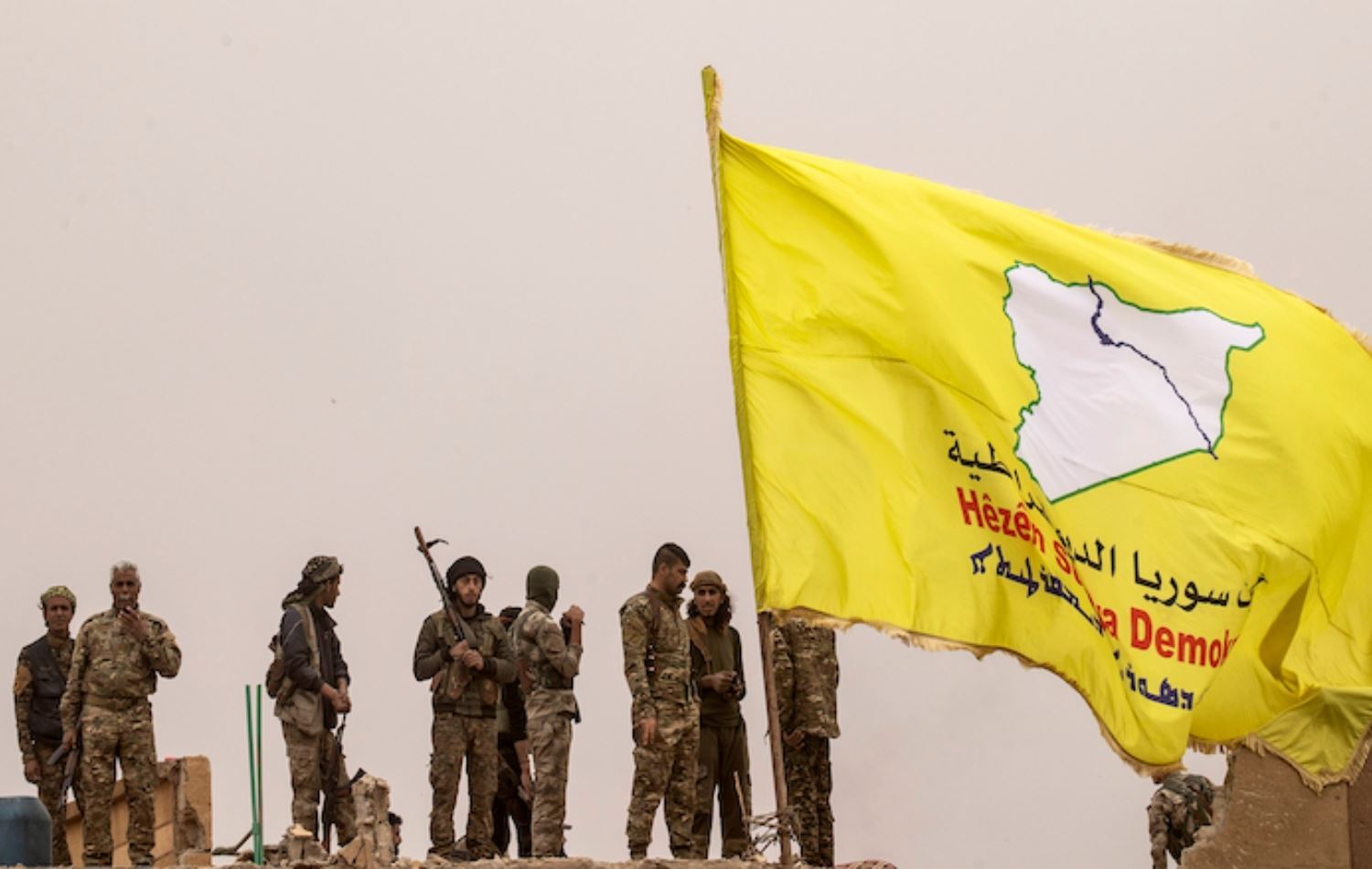 HSDê li Reqayê 3 çekdarên DAIŞê girtin