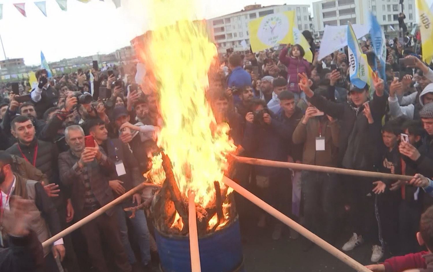 Agirê Newrozê li Êlihê hat dadan