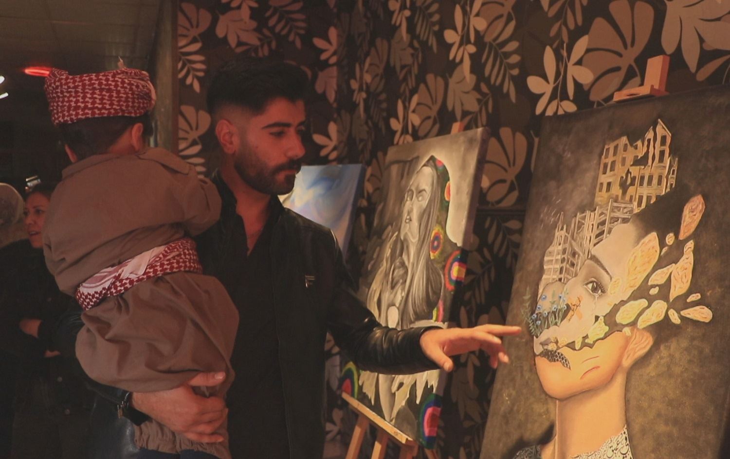 Li Efrînê pêşangeheke bi navê "Êş û Hêvî" hat vekirin