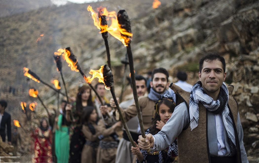 لە زۆربەی شارەکانی پارێزگای سنە ئاهەنگی نەورۆز سازدەکرێت