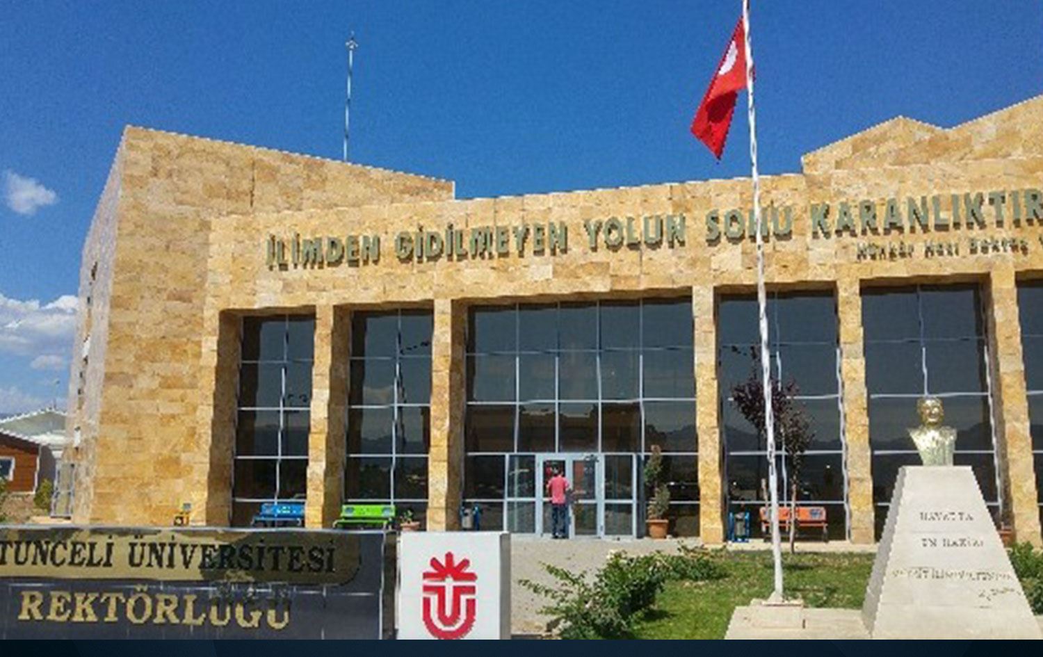 Munzur Üniversitesinde "gizli kamera" iddiası!