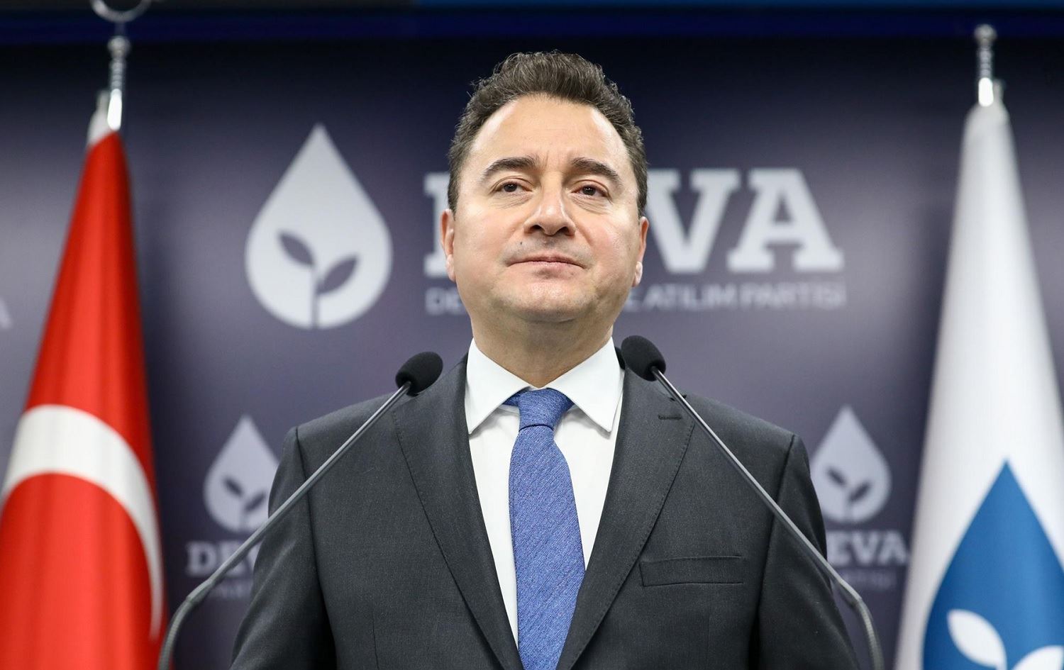 Babacan: Berbijêriya Erdogan nehiqûqî ye