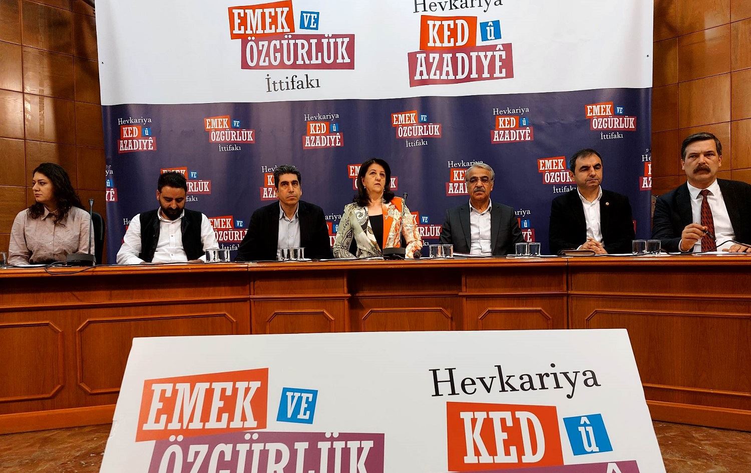 Buldan: Em berbijêrê Serokomariyê dernaxînin