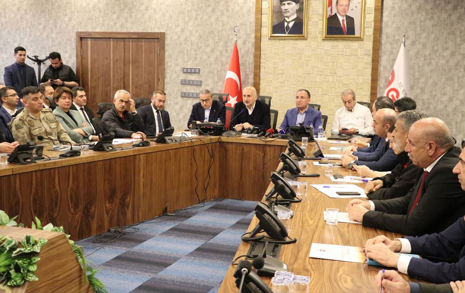 Karaismailoğlu: Irak ve Türkiye arasında yeni bir İpek Yolu'nun temelleri atılıyor