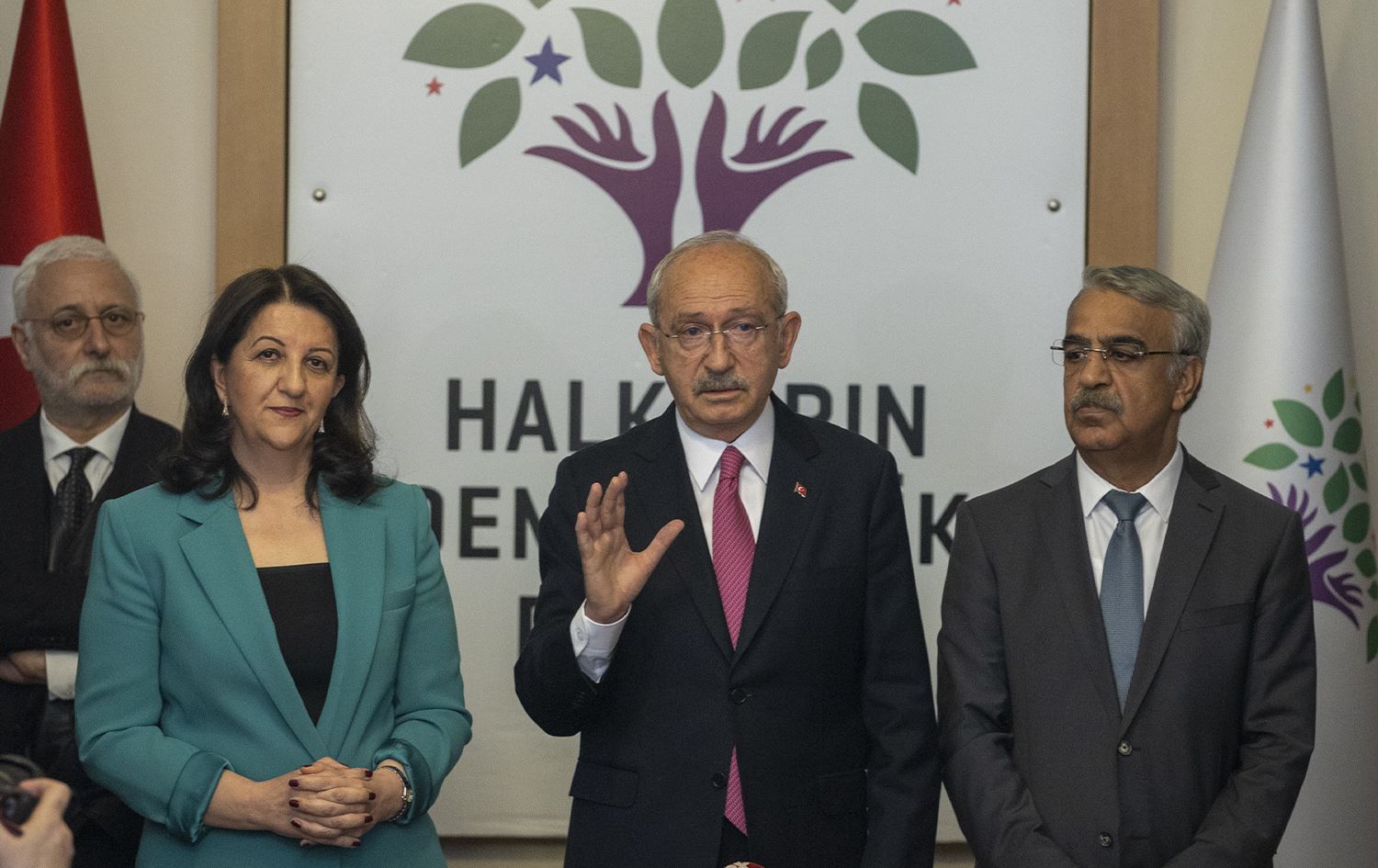 Biryara Hevpeymaniya Ked û Azadiyê ya hilbijartinan bû sedema karvedanan