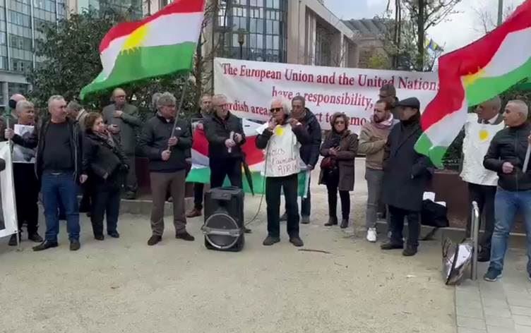 Kurdan li ber Yekîtiya Ewropayê daxwaza derketina grûpên çekdar ji Efrînê kirin