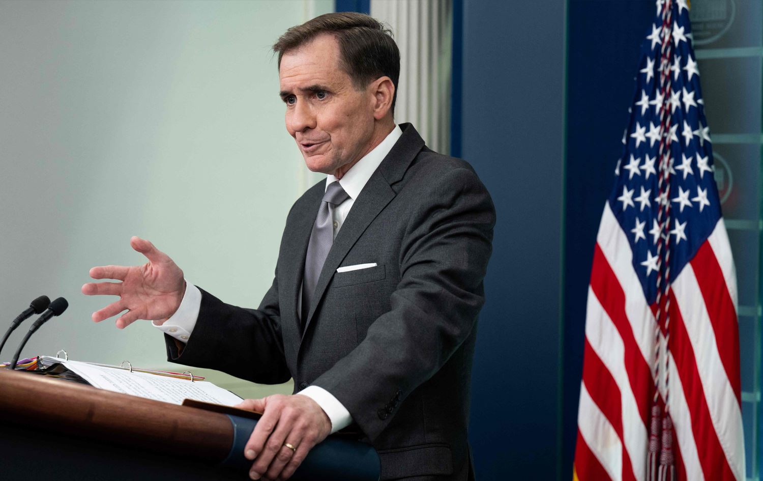 کۆشکی سپی: نامانەوێ لەگەڵ ئێران شەڕ هەڵبگیرسێت