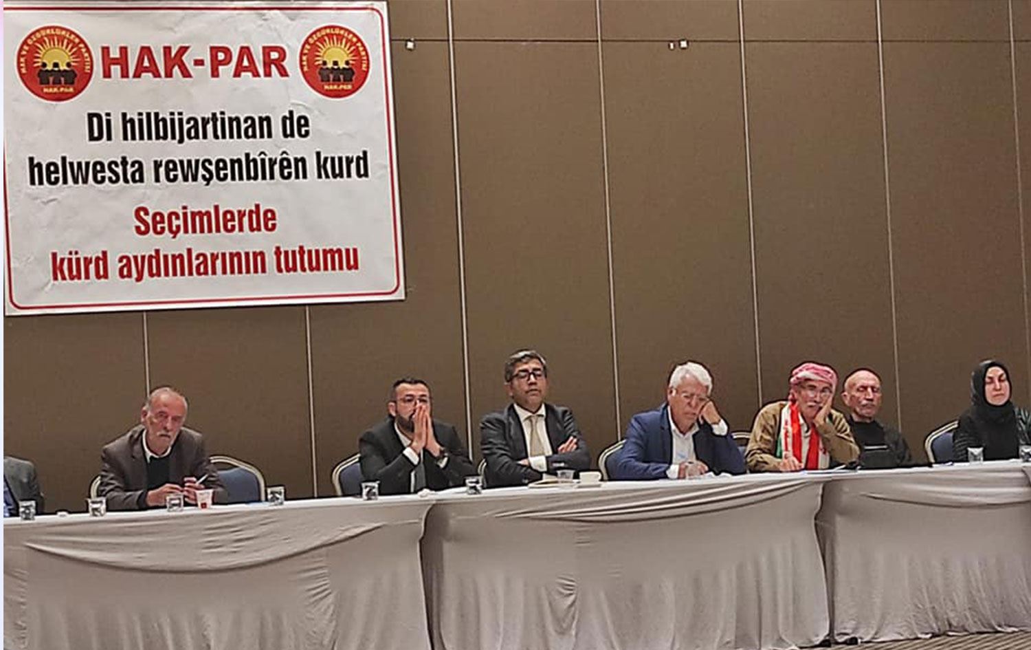 HAK-PAR: Kürtler ulusal taleplerini merkeze alan bir siyaset yürütmelidir