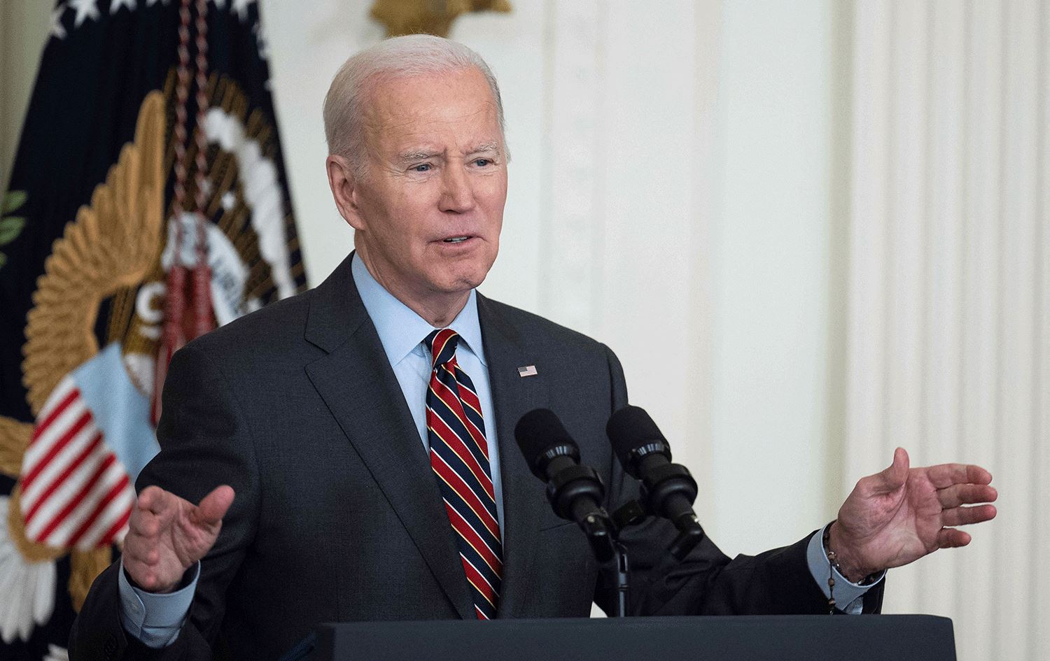 داوا لە بایدن دەکرێت رێگە بە وڵاتان نەدات پەیوەندییەکانیان لەگەڵ سووریا ئاسایی بکەنەوە