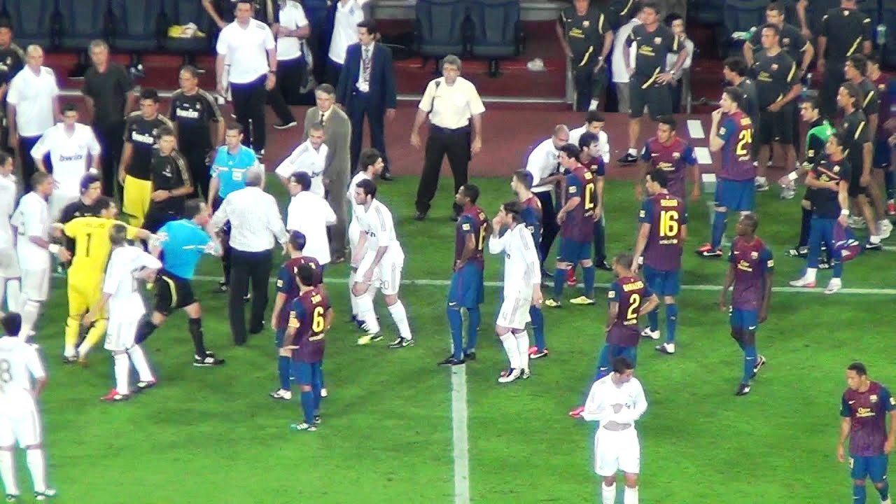 ڤیدیۆ؛ کلاسیکۆ لە مانگی رەمەزاندا.. یاریزانانی بەڕۆژوو و یادگارییەکانی یارییەکی پڕ لە گرژی