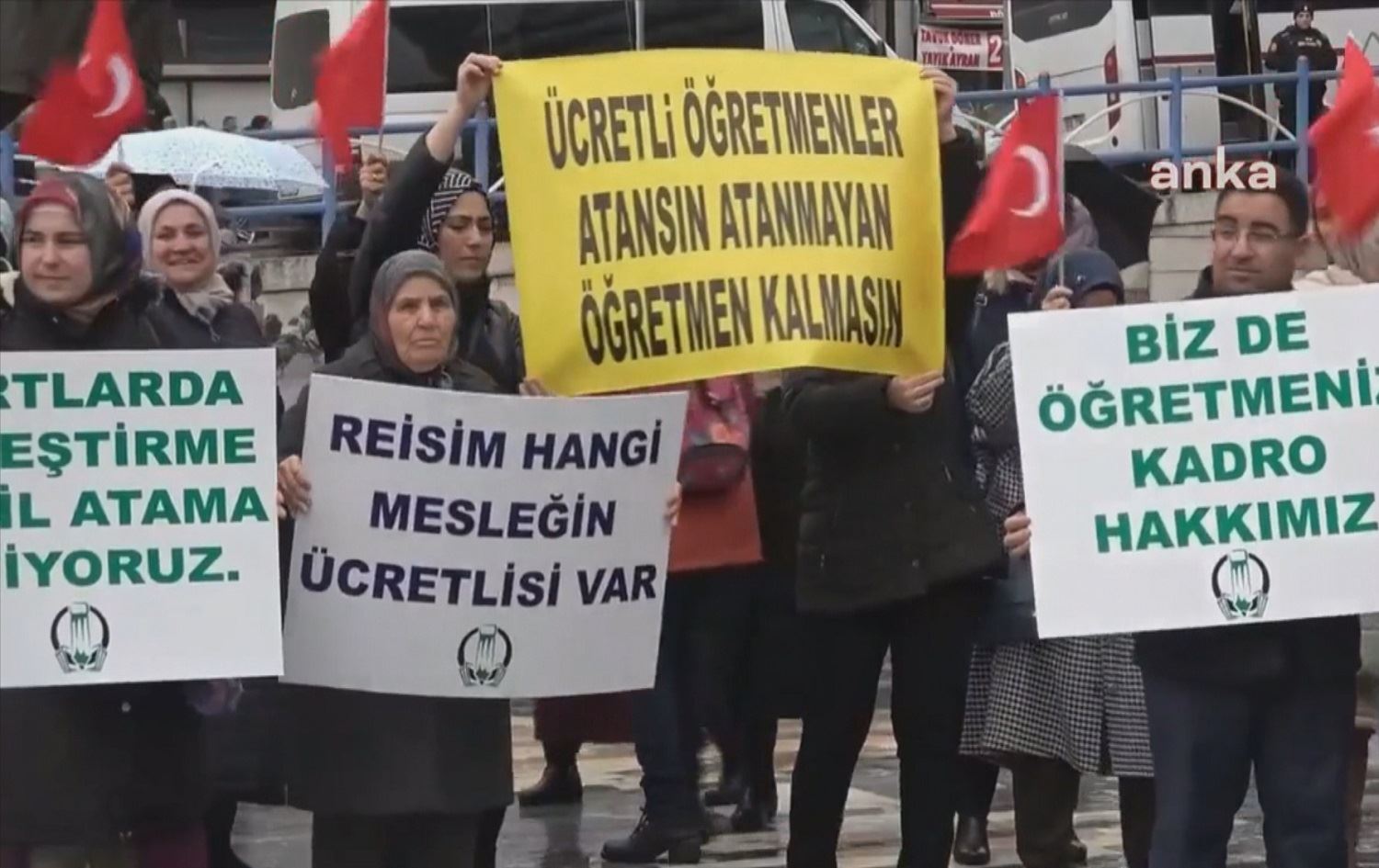 Mamosteyên bi girêbest daxwaza damezrandinê dikin