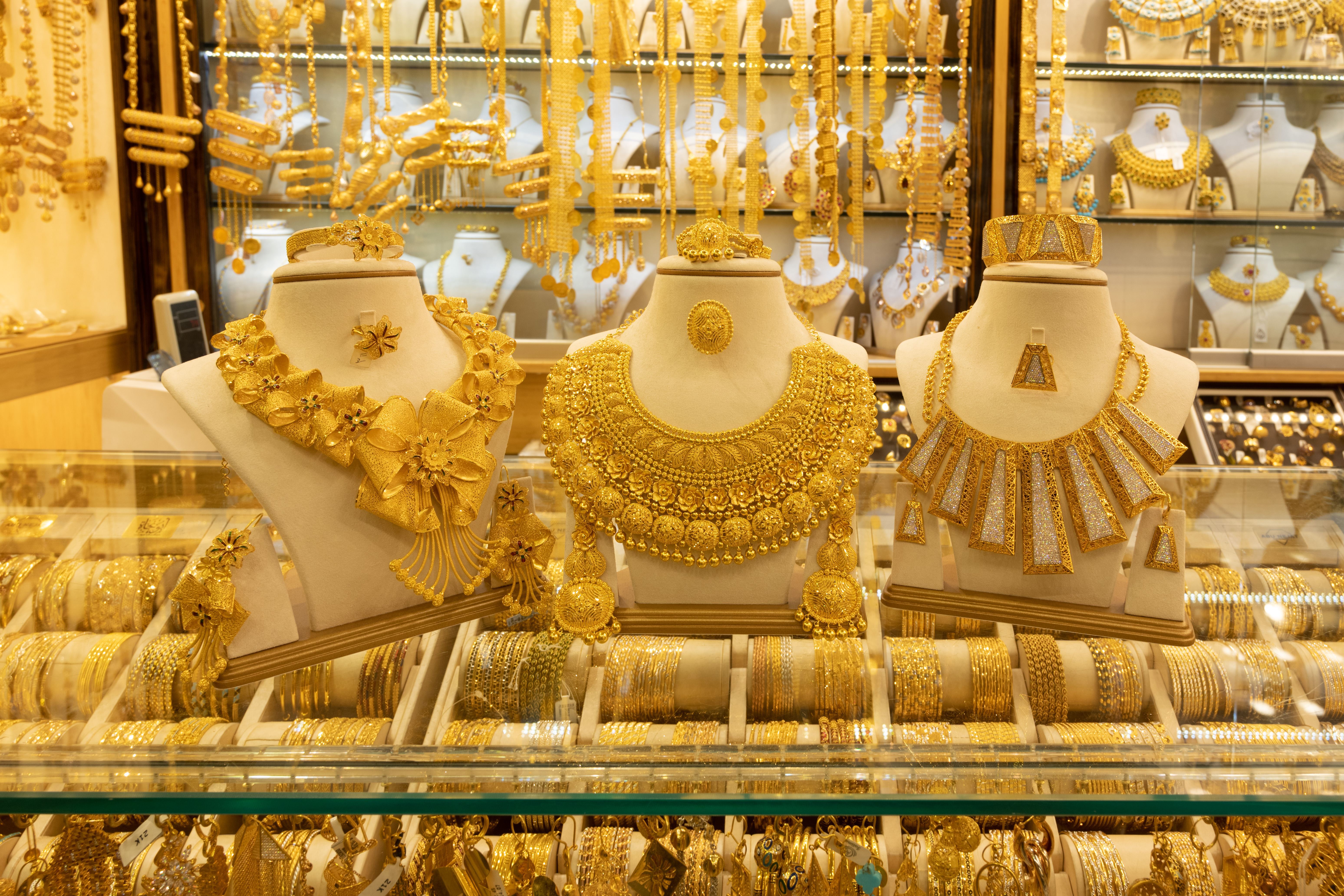 نرخی زێڕ بۆ خوار 1960 دۆلار دابەزی