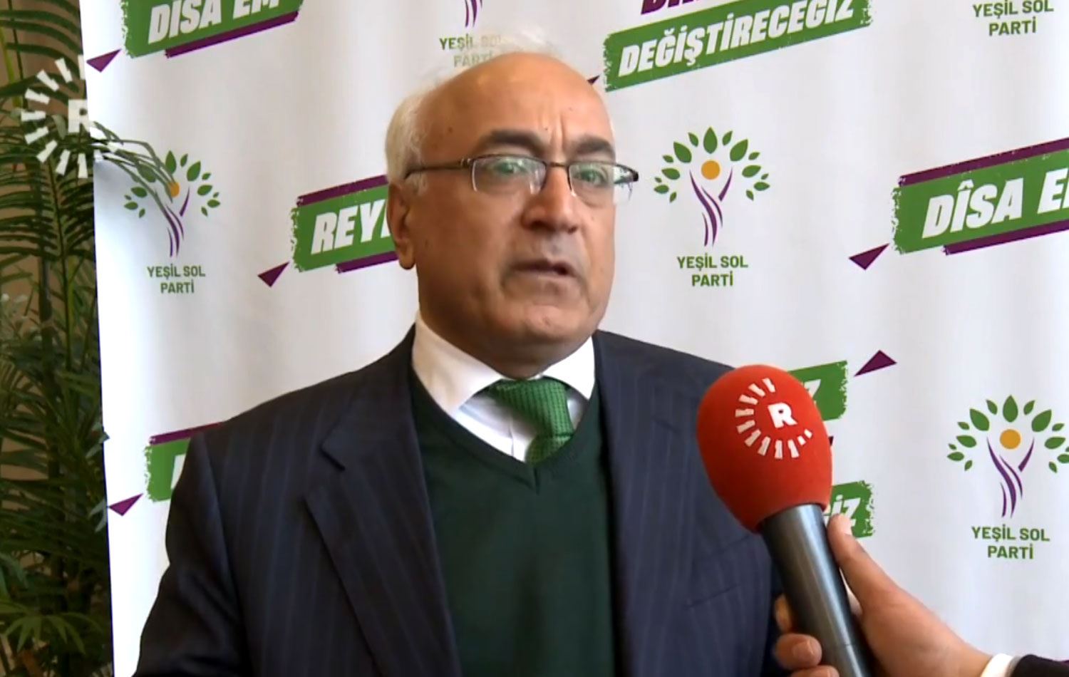 Öztürk Türkdoğan, Yeşil Sol Parti’nin seçim beyannamesini Rûdaw’a değerlendirdi