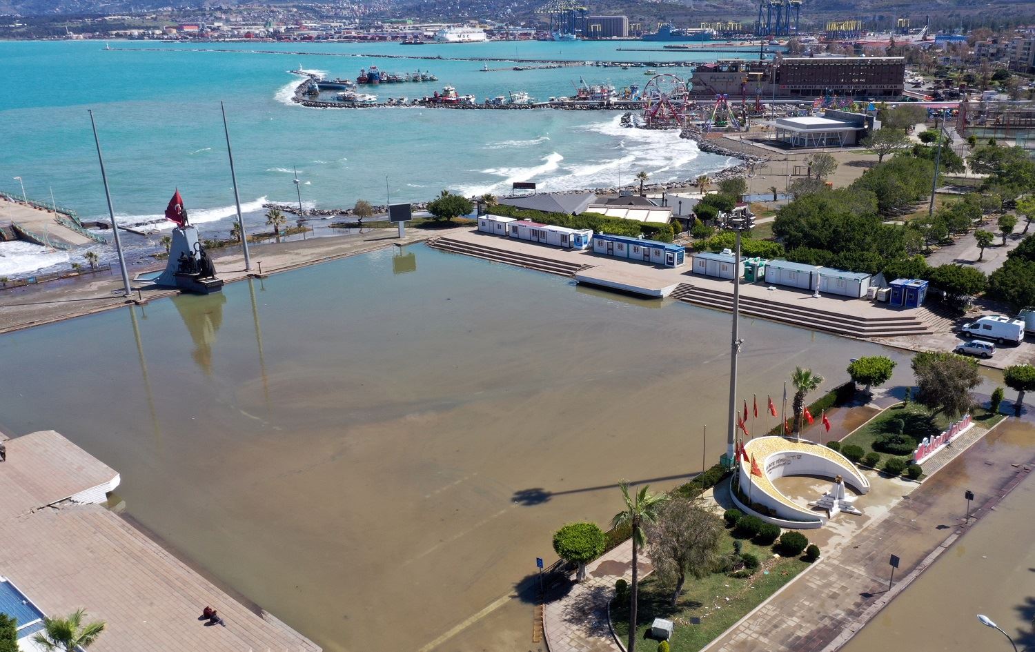 Li Îskenderunê lehî rabû û ziyana li wê navçeyê mezintir kir