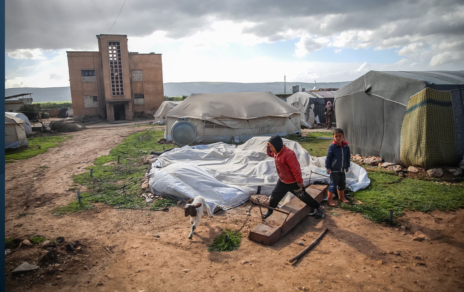 لە ئیدلب دوو کەس بەهۆی گەردەلوولەوە گیانیان لەدەستدا