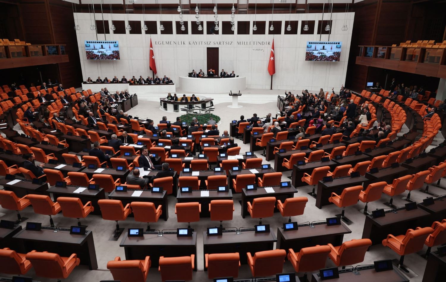 گەشاو بێبانی: بە رێککەوتنی تورکیا لەگەڵ سوێد و فینلاند، پەنابەرانی کورد دەکەونە مەترسییەوە