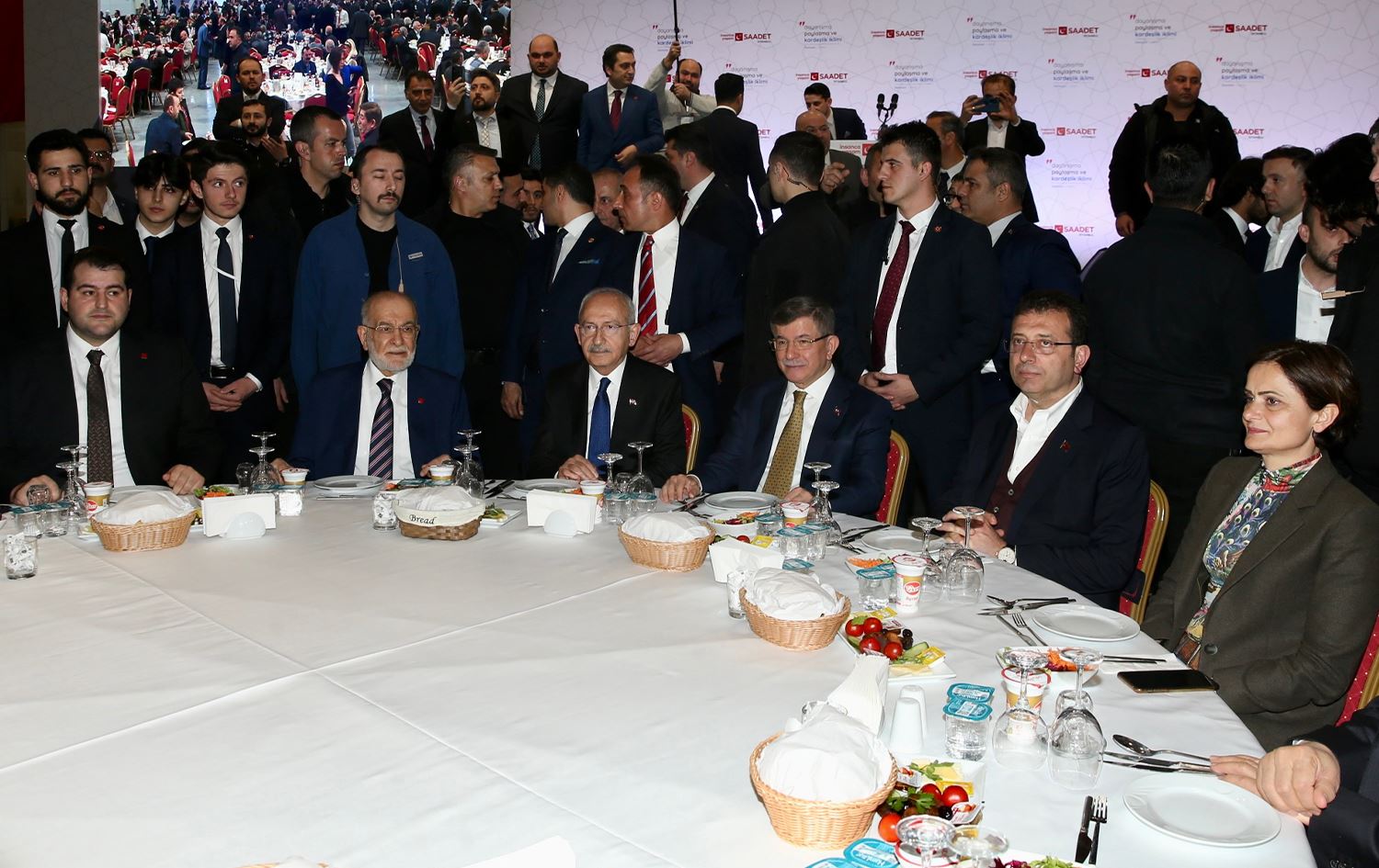 Kiliçdaroglu: Me biryar daye di warê başiyê de rikeberiyê bikin