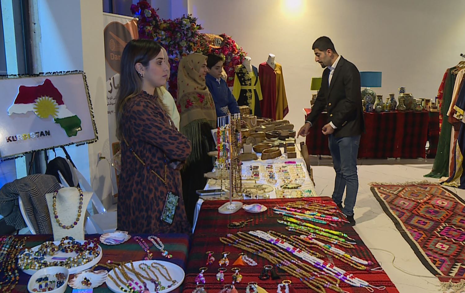 Sulaimani bazaar displays arts, crafts during Ramadan nights