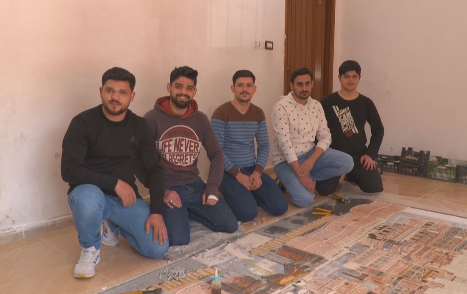 Urdun: Xwendekarên Sûrî yên koçber ji bo xwendina xwe temam bikin di projeyên IFADê de kar dikin