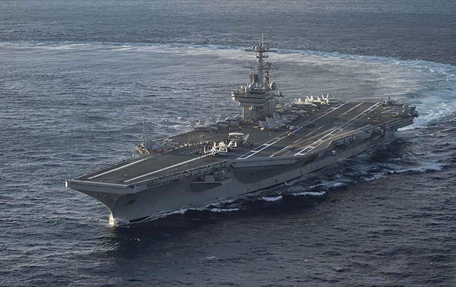 ABD, İran destekli güçlere karşı uçak gemisini Suriye'ye yaklaştırdı