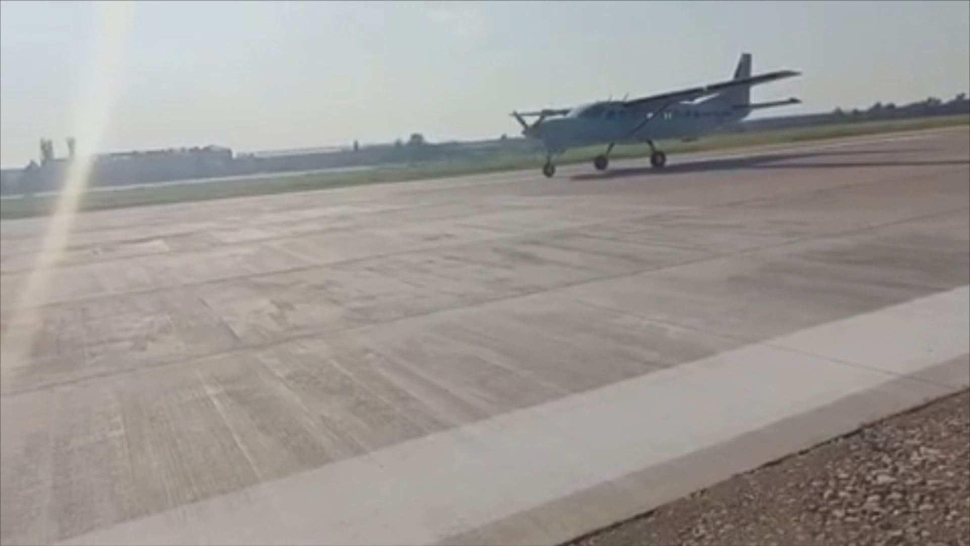 یەکەم فڕۆکە لە فڕۆکەخانەى موسڵ دەنیشێتەوە