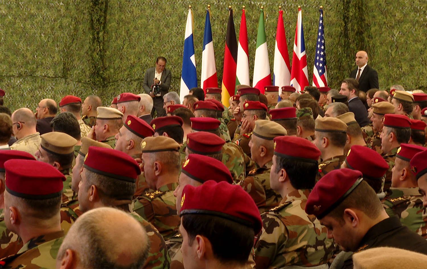 دوو فیرقەی وەزارەتی پێشمەرگە دەستبەکاربوون؛ جگە لە کورد، مەسیحی و عەرەب و ئێزدیشیان تێدایە