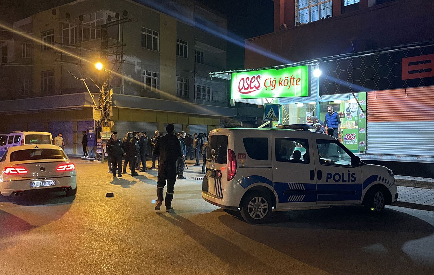 Adana'da iki aile arasında çıkan silahlı kavgada 1 çocuk öldü