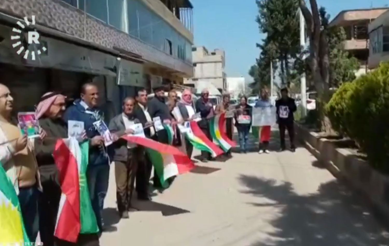 ENKS gösteri düzenledi, silahlı grupların Efrin’den çıkarılmasını talep etti