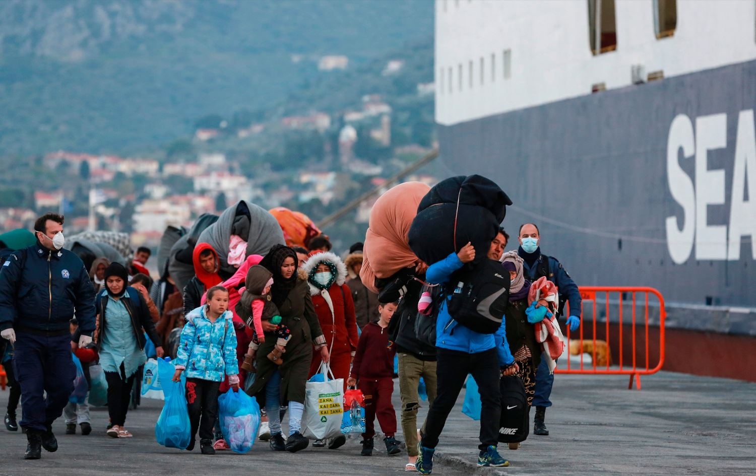 یۆنان مافی مانەوە دەداتە ئەو کەسانەی کە موڵکێک لەو وڵاتە دەکڕن