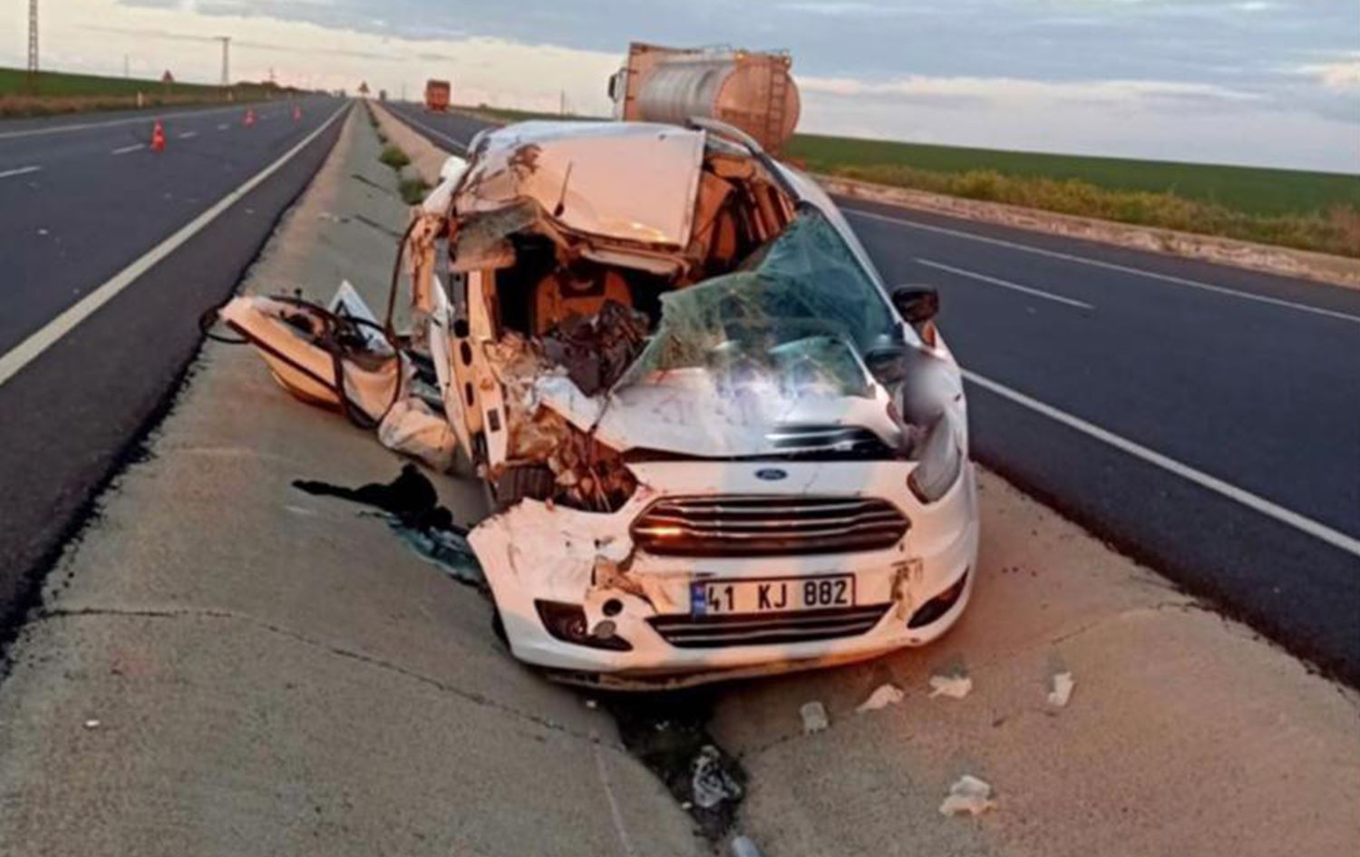 ŞIRNAK - Takla atan kamyonette 1 kişi öldü, 3 kişi yaralandı