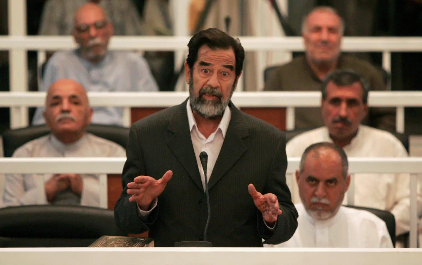 ئەو دادوەرە کوردەى ئامادەى لەسێدارەدانى سەدام بوو: 35 خولەکى خایاند