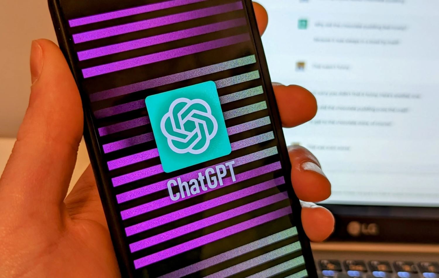 بەرنامەیەکی مۆبایل دەبێتە "چاوی" نابیناکان