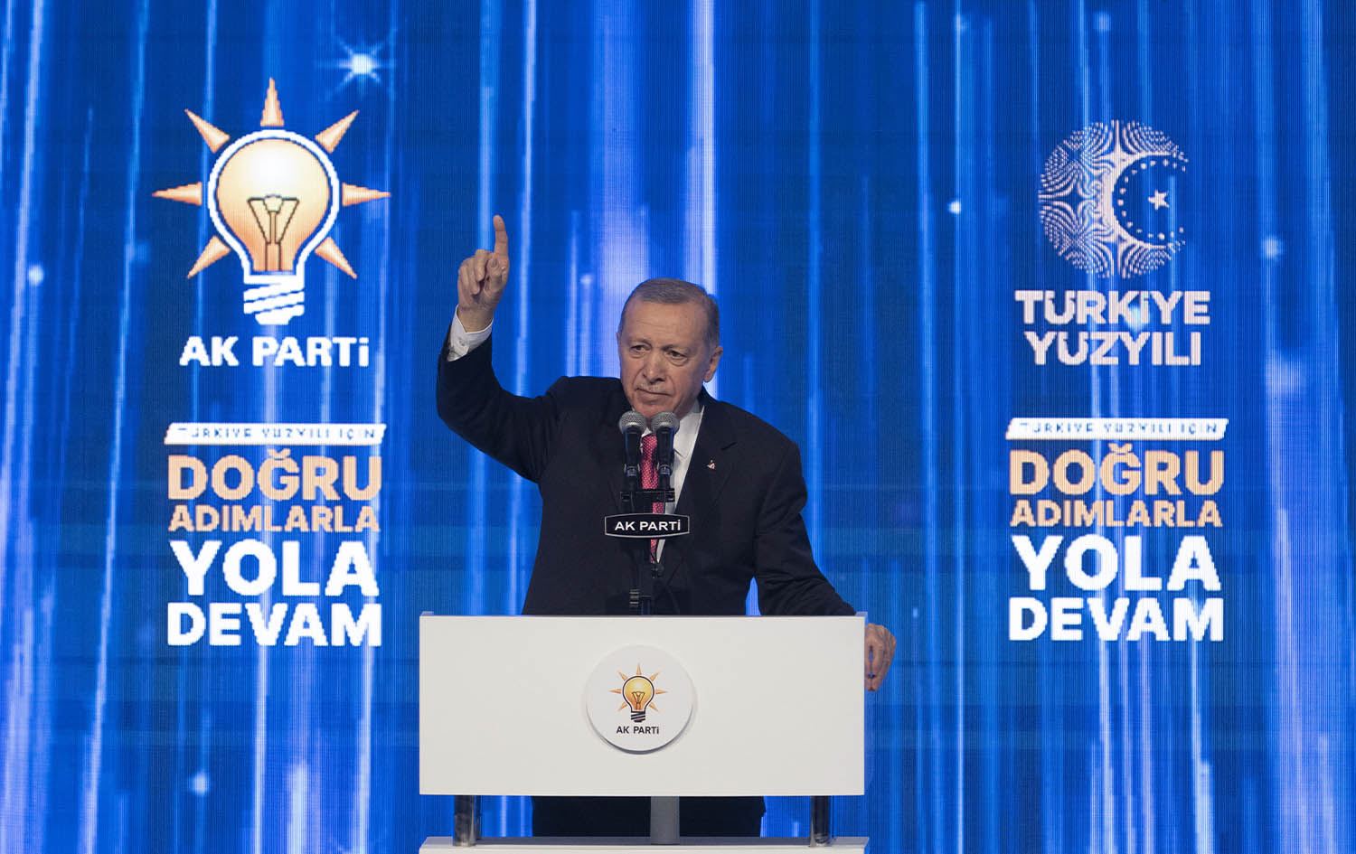 ئەردۆغان: برا کوردەکانمان رادەستی فاشیزمی جەهەپە و لەڕێگەدەرچوویی هەدەپە و ستەمی پەکەکە ناکەین