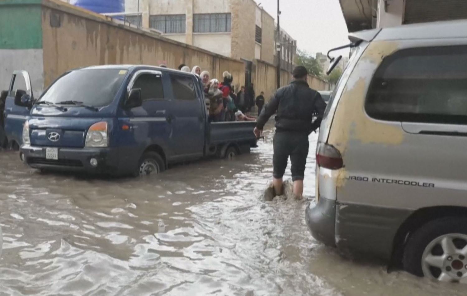 لە چوار پەروەردەی سنووری پارێزگای دهۆک پشووی خوێندن راگەیێندرا