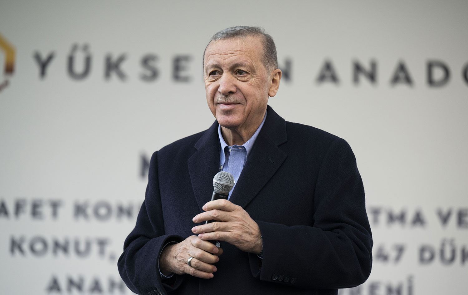 Erdoğan: Şu siyasi mevtalara sandıkları mezar edelim